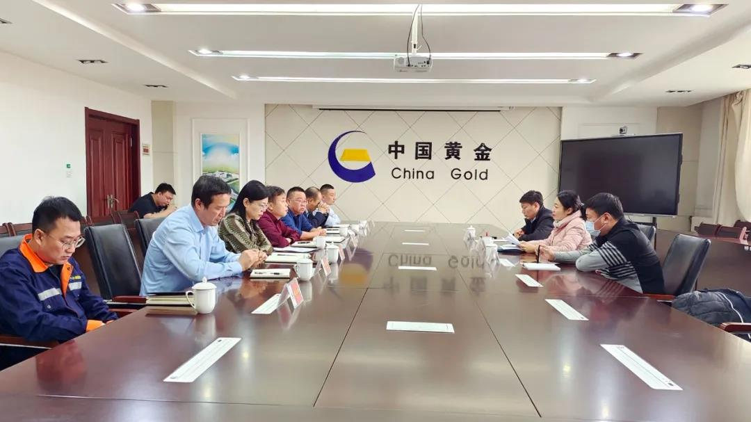 新巴尔虎右旗委副书记旗长常青到中国黄金集团内蒙古矿业有限公司调研